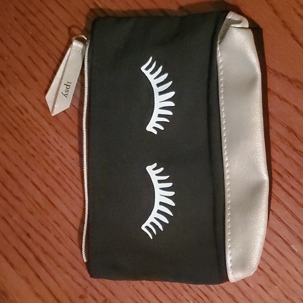 Lashes & Glam Ipsy Cosmetic Bag